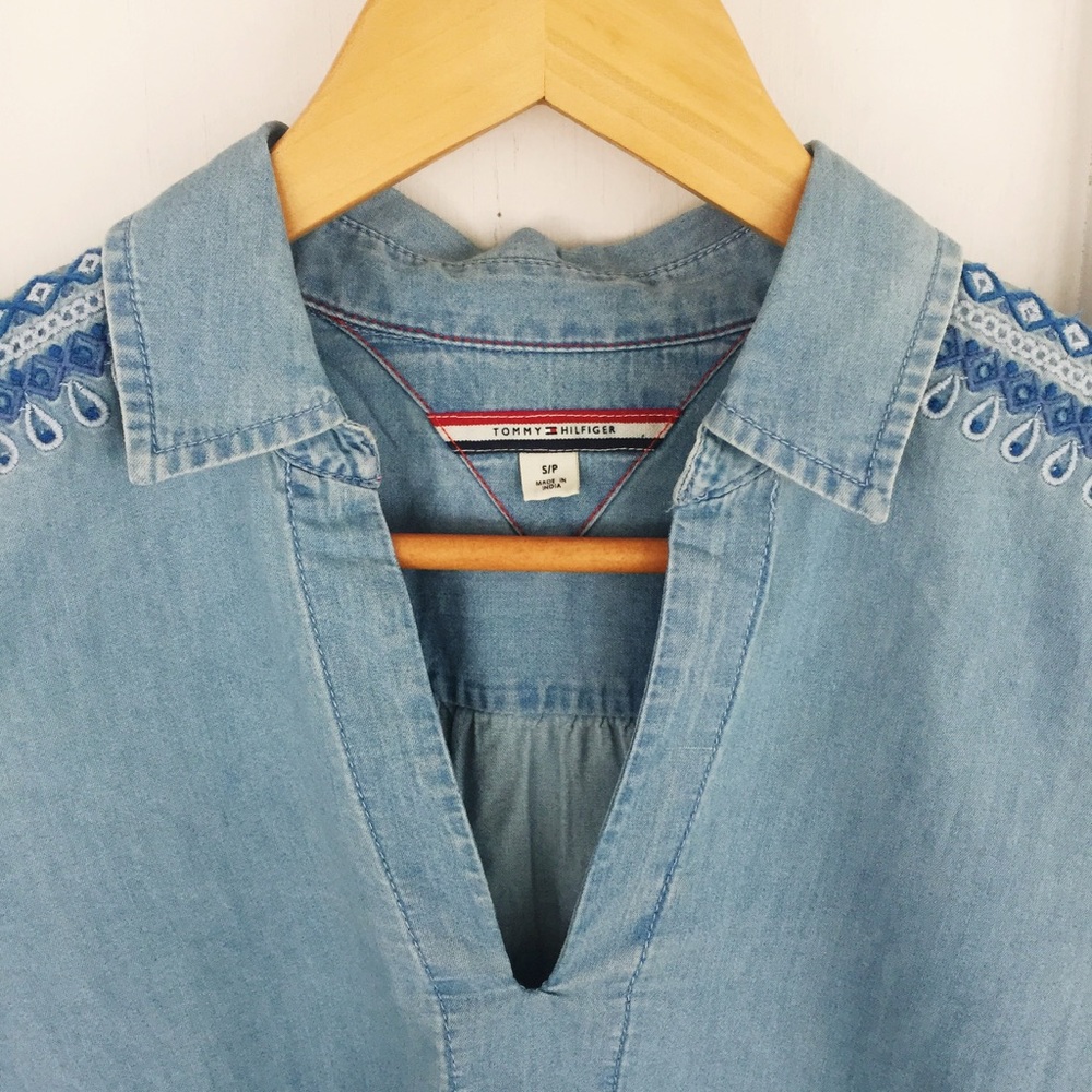 Tommy Hilfiger Denim Long Sleeve W/ Embroidery - Picture 2 of 8